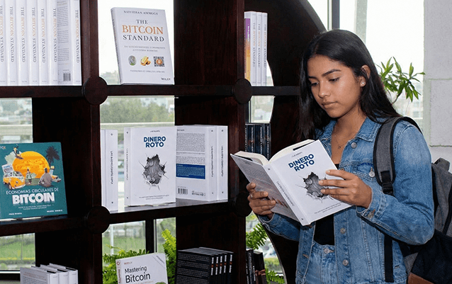 btc-bookshelf-student